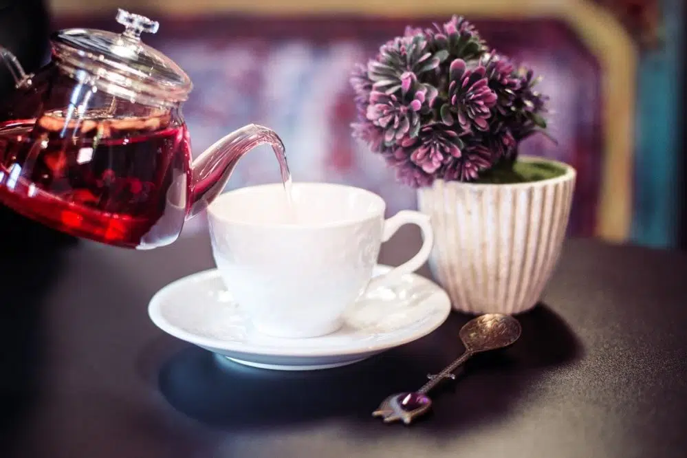 Opóźnij starzenie i zatrzymaj przyrost kilogramów z kenijską fioletową herbatą (kenia purple tea)